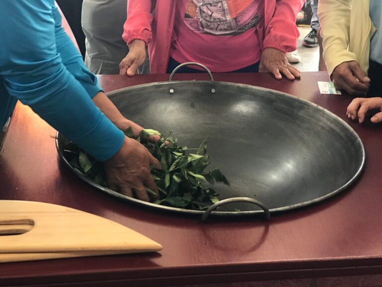 泉發製茶廠體驗－復古炒茶（2）